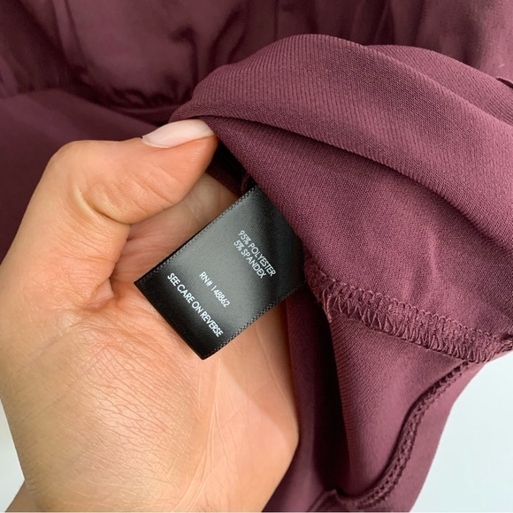 NWT Torrid studio knit quarter sleeve shirred top burgundy brown size 2X - Picture 8 of 8